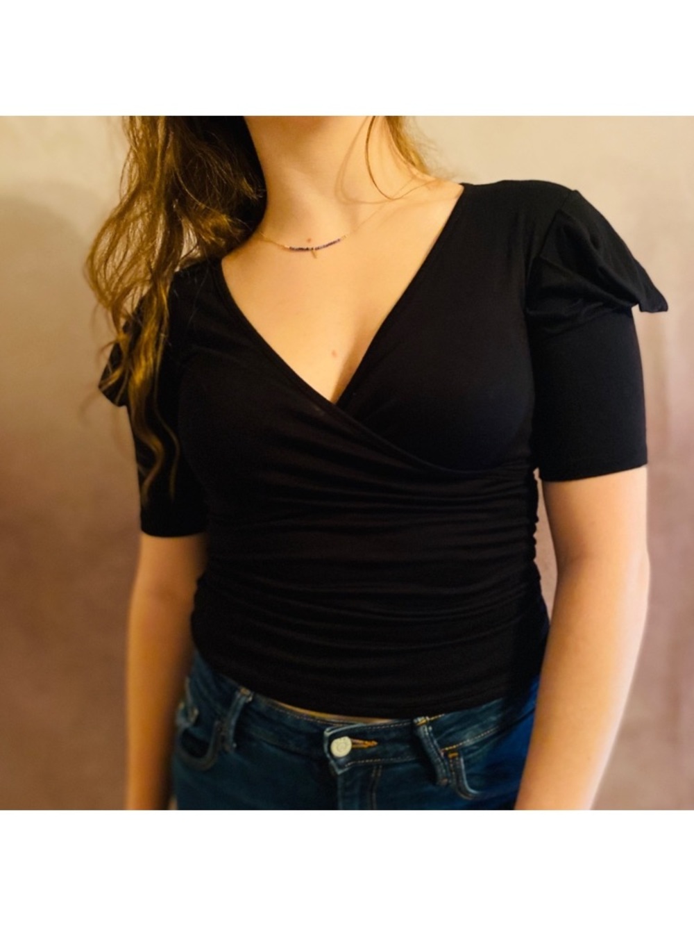 Black V-Neck Ruched Short Sleeve Top